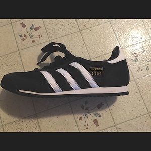 Adidas Dragon Sneakers. Size 4.5
